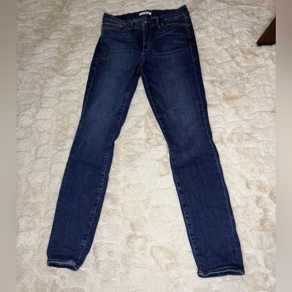 Good American Good Legs Skinny Jeans - Picture 1 of 4